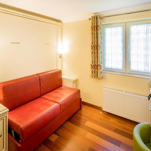 Budget Kamer met een King Size Bed